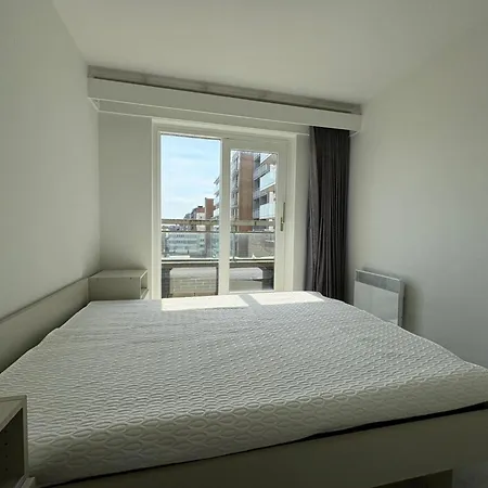 Appartement Stylish 3-bedroom With Sea View *