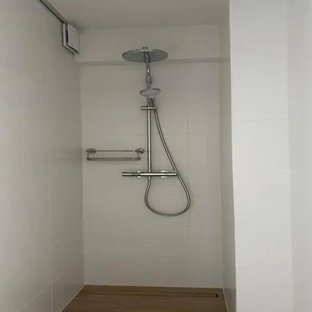 Appartement Stylish 3-bedroom With Sea View *