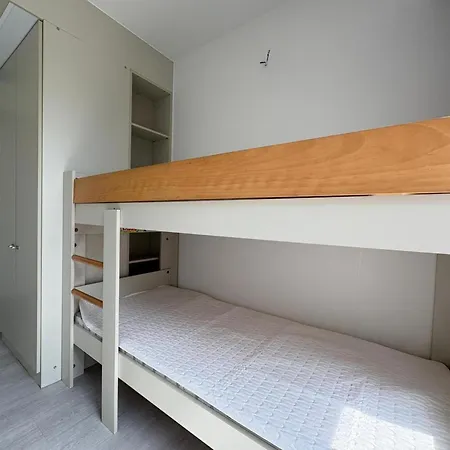 Stylish 3-bedroom With Sea View *