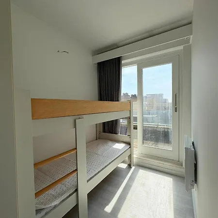 Appartement Stylish 3-bedroom With Sea View